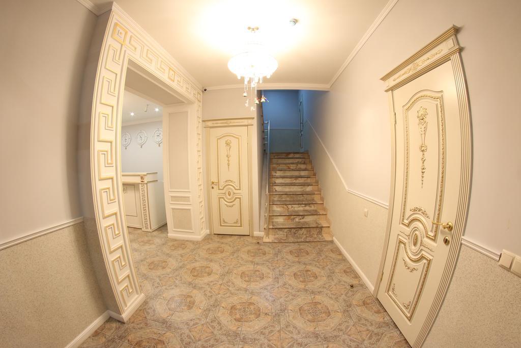 Sky Luxe Hotel Asztana Kültér fotó