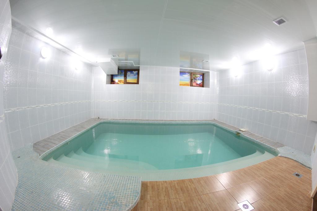 Sky Luxe Hotel Asztana Kültér fotó