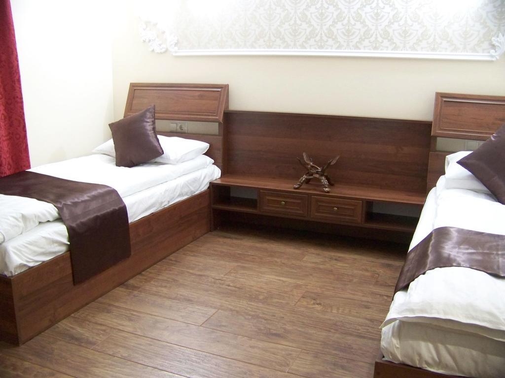 Sky Luxe Hotel Asztana Kültér fotó