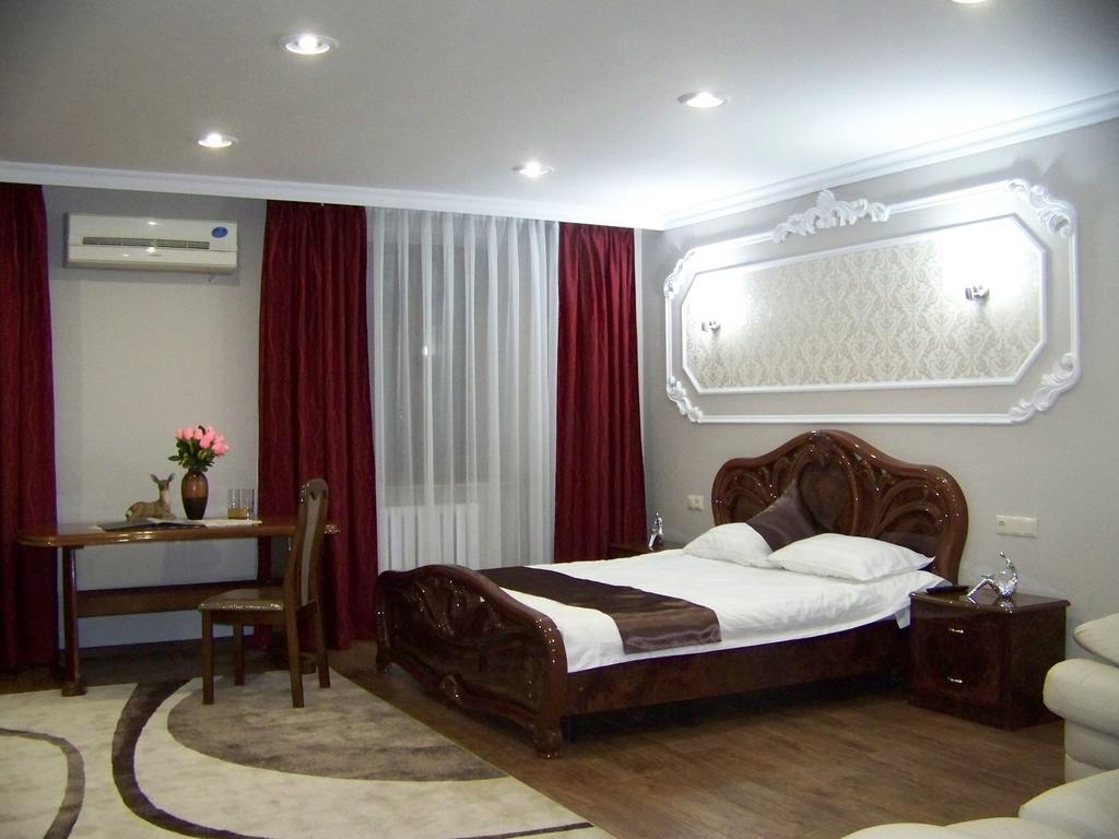 Sky Luxe Hotel Asztana Kültér fotó