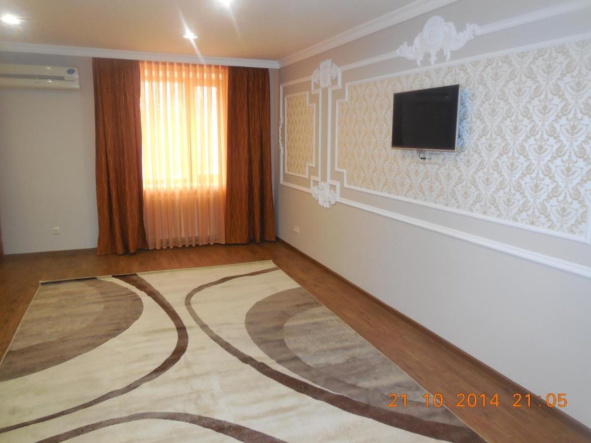 Sky Luxe Hotel Asztana Kültér fotó
